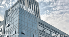 环麓岛售楼处德律风☎：风雨连廊：整个社区外